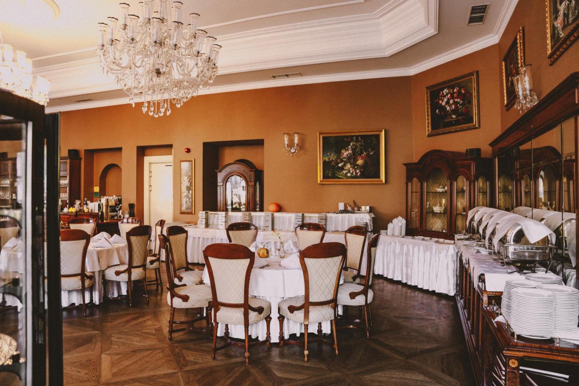Palac Zelechow Spa & Wellness מראה חיצוני תמונה