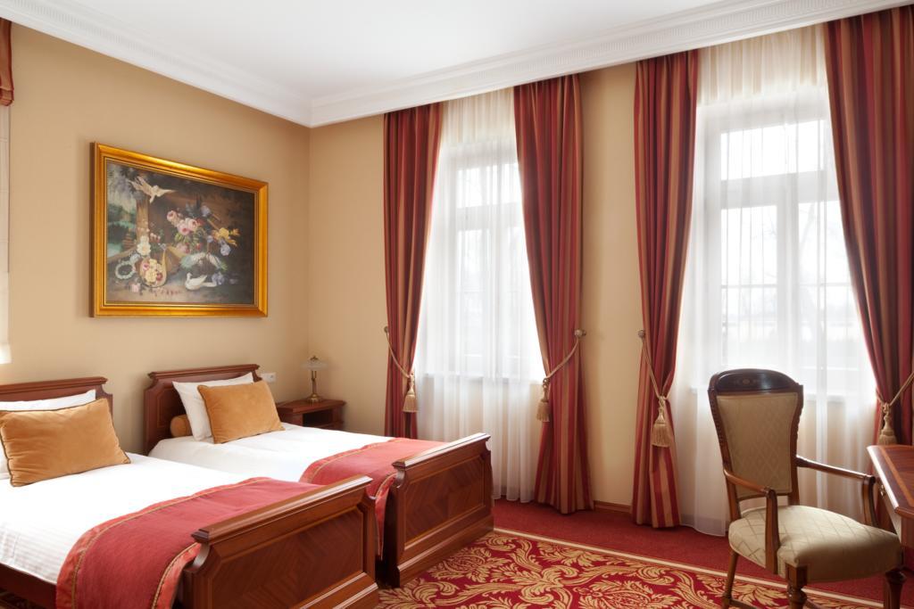 Palac Zelechow Spa & Wellness חדר תמונה